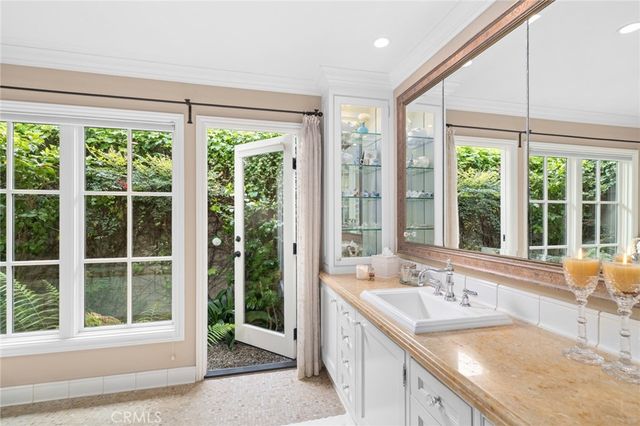 1921 Yacht Colinia, Newport Beach, CA 92660