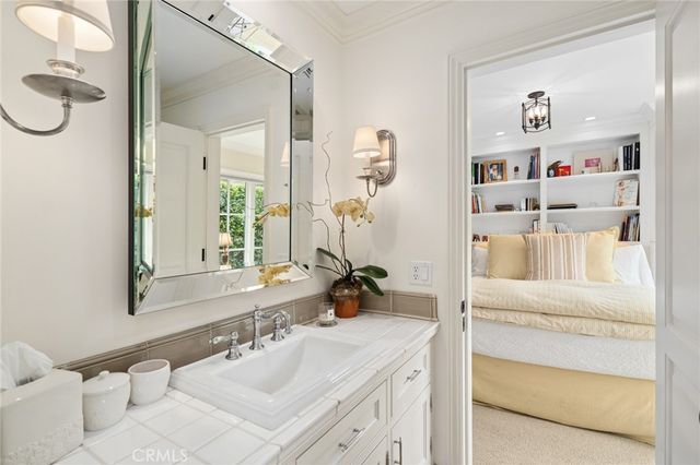 1921 Yacht Colinia, Newport Beach, CA 92660