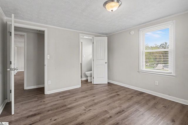 274 Gibson Road, Easley, SC 29640