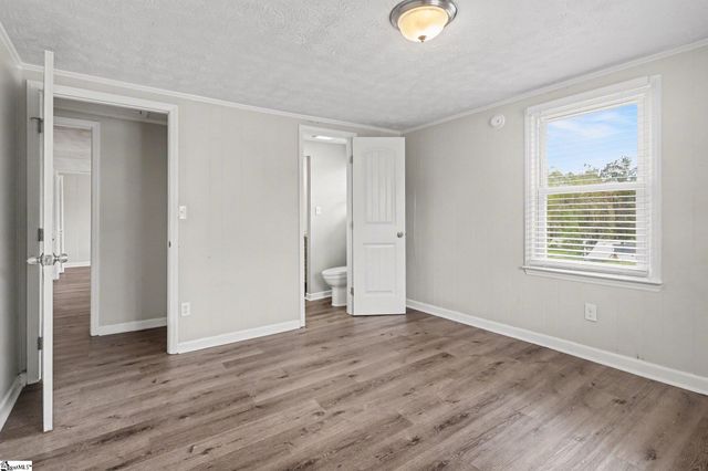 274 Gibson Road, Easley, SC 29640