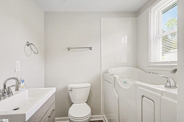 274 Gibson Road, Easley, SC 29640