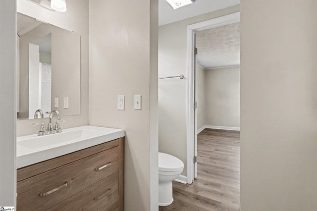 274 Gibson Road, Easley, SC 29640