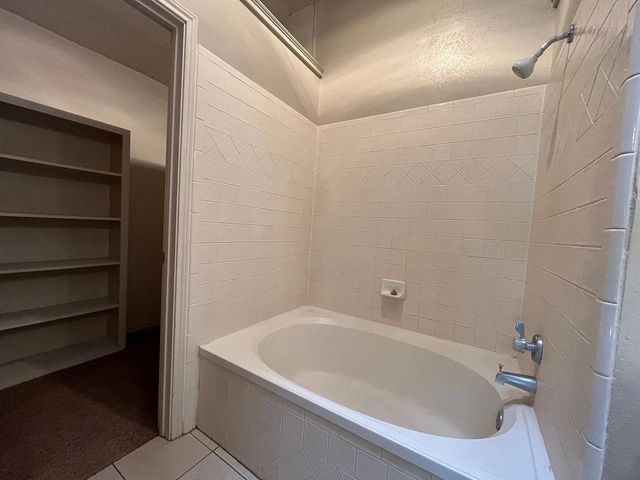 6113 8th Drive, Lubbock, TX 79416