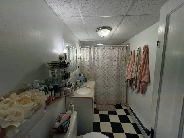 194 Charles Street, Lyndon, VT 05851