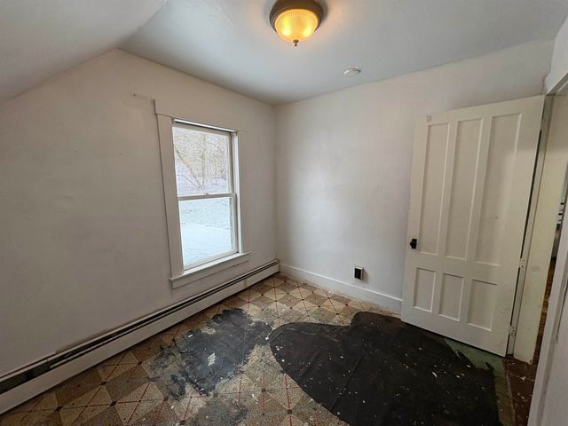 194 Charles Street, Lyndon, VT 05851