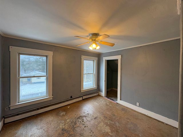 194 Charles Street, Lyndon, VT 05851