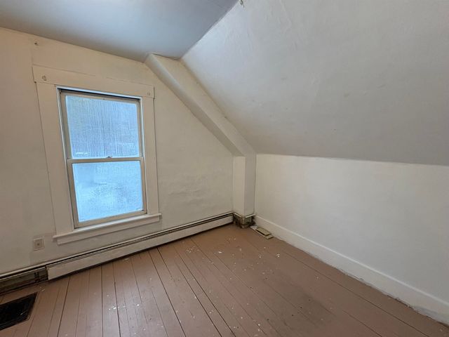 194 Charles Street, Lyndon, VT 05851