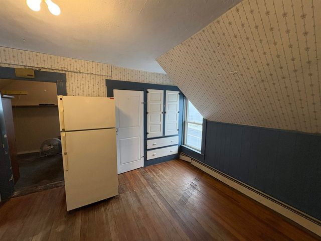 194 Charles Street, Lyndon, VT 05851