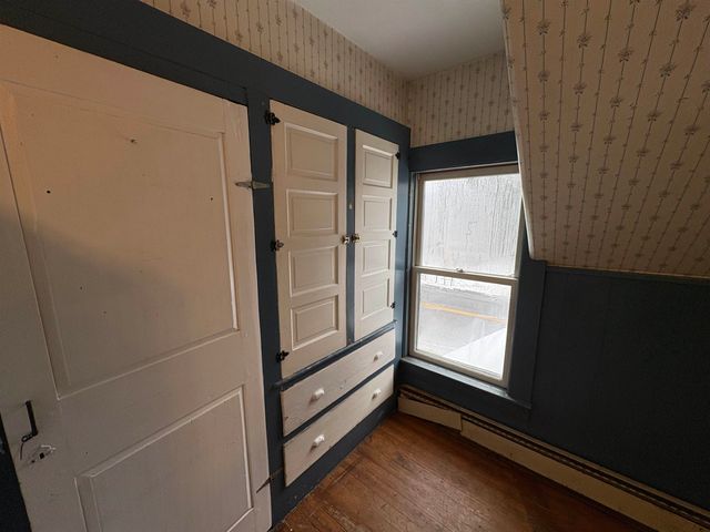 194 Charles Street, Lyndon, VT 05851