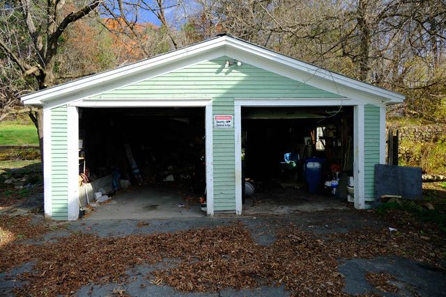 194 Charles Street, Lyndon, VT 05851