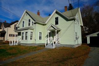 194 Charles Street, Lyndon, VT 05851