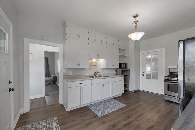 1179 DOTY STREET, Green Bay, WI 54301
