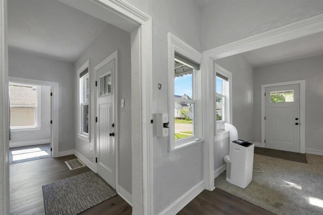 1179 DOTY STREET, Green Bay, WI 54301