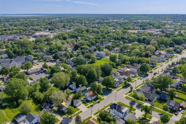 1179 DOTY STREET, Green Bay, WI 54301