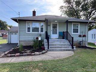 1512 Douglas Avenue, Collinsville, IL 62234