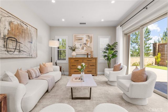 147 Fairgreen, Irvine, CA 92618