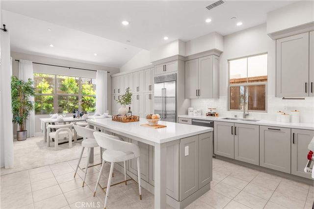 147 Fairgreen, Irvine, CA 92618