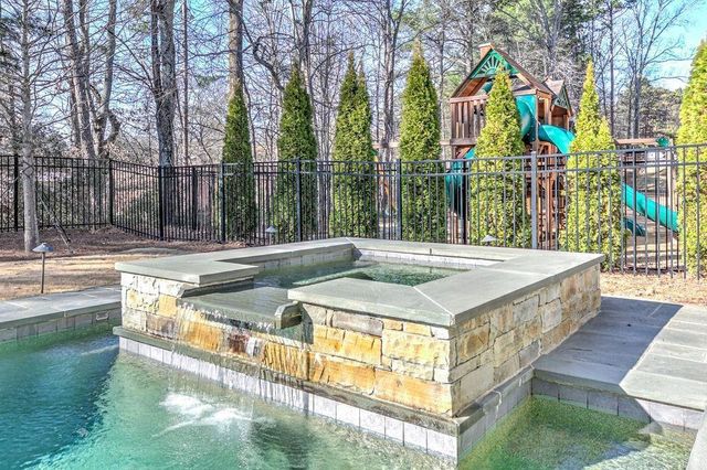 110 Owens Mill Place, Canton, GA 30115