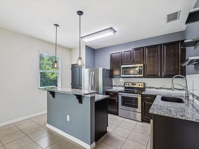 11525 SOUTHERN CREEK DRIVE, Gibsonton, FL 33534
