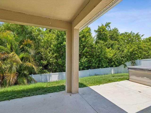 11525 SOUTHERN CREEK DRIVE, Gibsonton, FL 33534