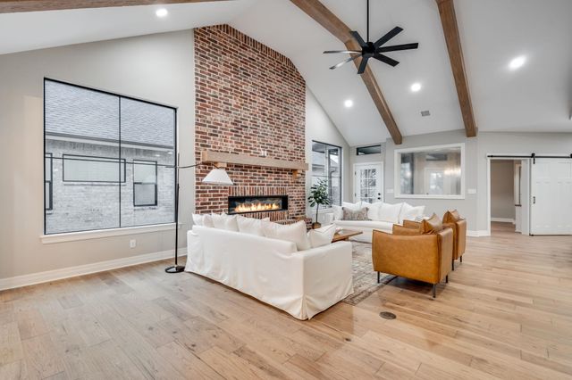 1613 W Rockhill Pl, Andover, KS 67002