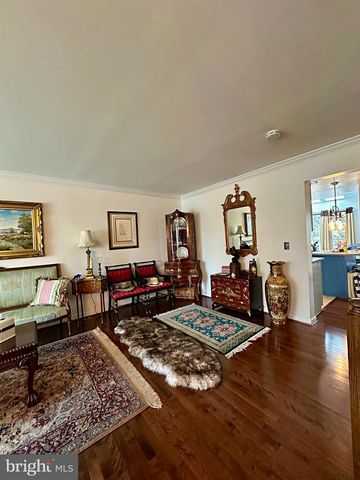 6046 JOUST LN, Alexandria, VA 22315