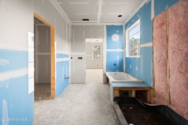 136 S Middleton Drive NW, Calabash, NC 28467