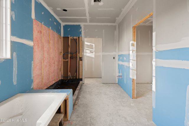 136 S Middleton Drive NW, Calabash, NC 28467