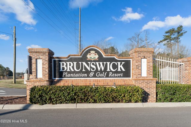 136 S Middleton Drive NW, Calabash, NC 28467