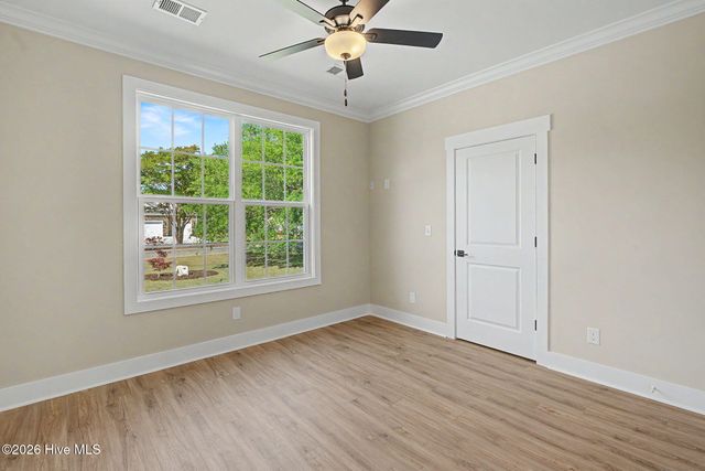 136 S Middleton Drive NW, Calabash, NC 28467