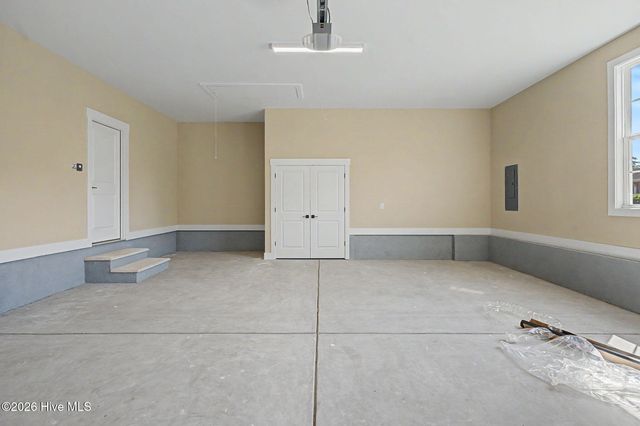 136 S Middleton Drive NW, Calabash, NC 28467