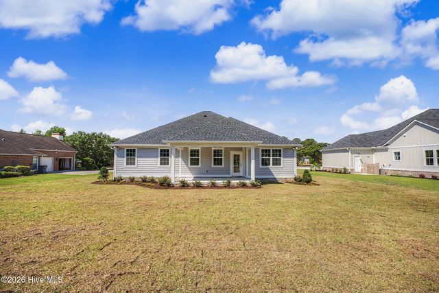 136 S Middleton Drive NW, Calabash, NC 28467