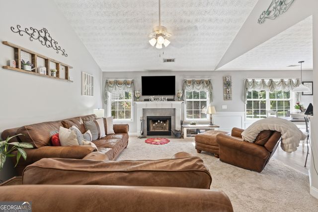 327 Tallassee Lane, Statham, GA 30666