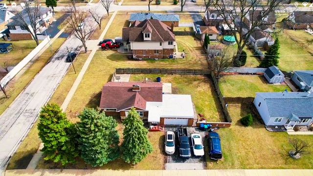 8005 Mobile Avenue, Burbank, IL 60459