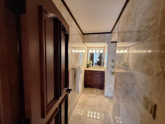 3400 N Ocean Drive Ph2, Singer Island, FL 33404