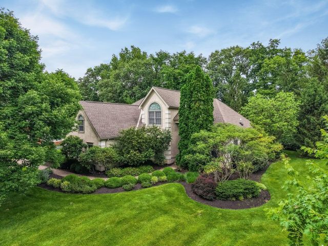 6218 Muirloch Court N, Dublin, OH 43017