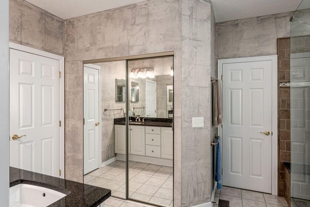 6218 Muirloch Court N, Dublin, OH 43017