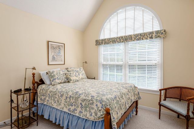 6218 Muirloch Court N, Dublin, OH 43017