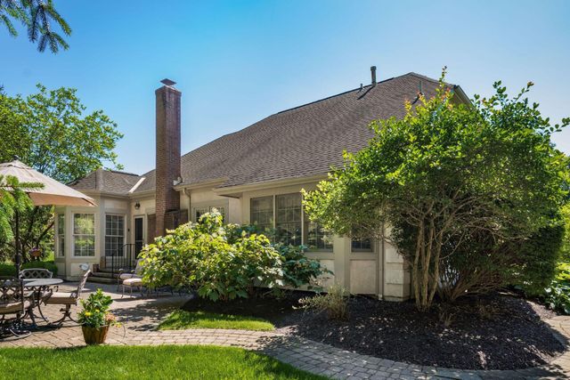 6218 Muirloch Court N, Dublin, OH 43017