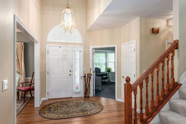 6218 Muirloch Court N, Dublin, OH 43017