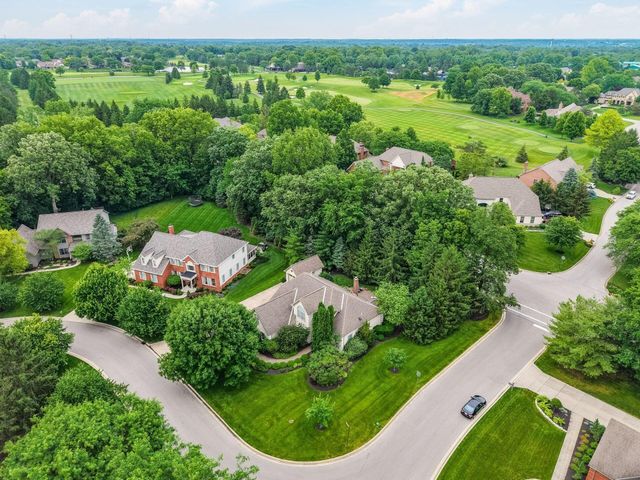 6218 Muirloch Court N, Dublin, OH 43017