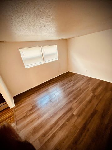 1107 57th Avenue N, Brooklyn Center, MN 55430