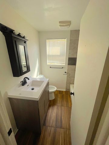 1107 57th Avenue N, Brooklyn Center, MN 55430