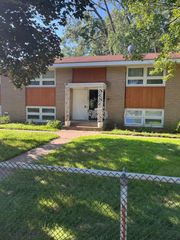 1107 57th Avenue N, Brooklyn Center, MN 55430