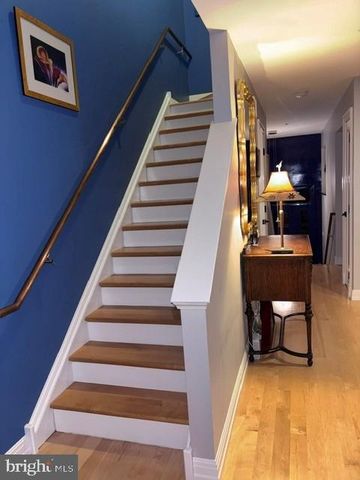 111 MERION AVE, West Conshohocken, PA 19428