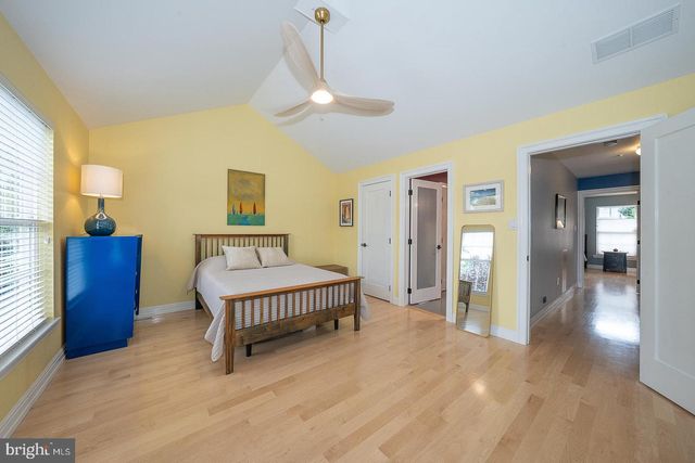 111 MERION AVE, West Conshohocken, PA 19428