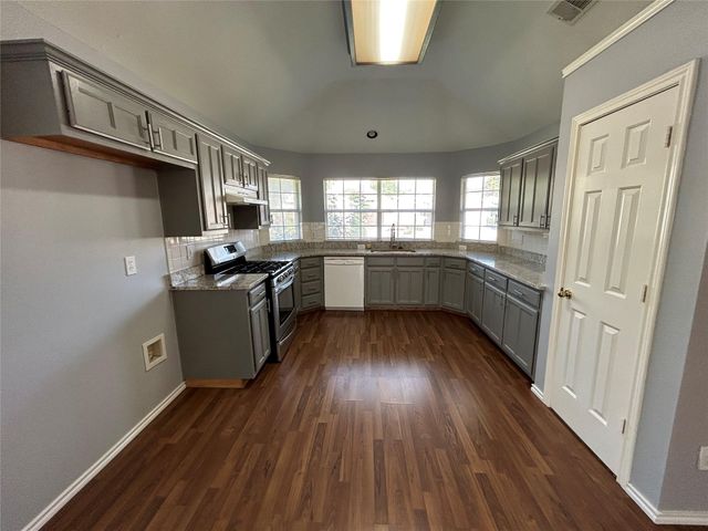 4133 Boulder Park Drive, Fort Worth, TX 76040