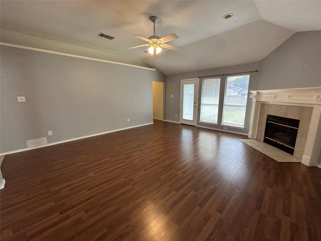4133 Boulder Park Drive, Fort Worth, TX 76040