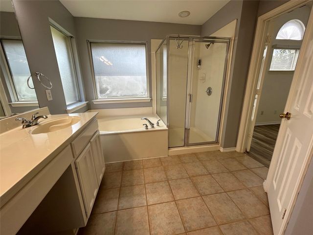 4133 Boulder Park Drive, Fort Worth, TX 76040