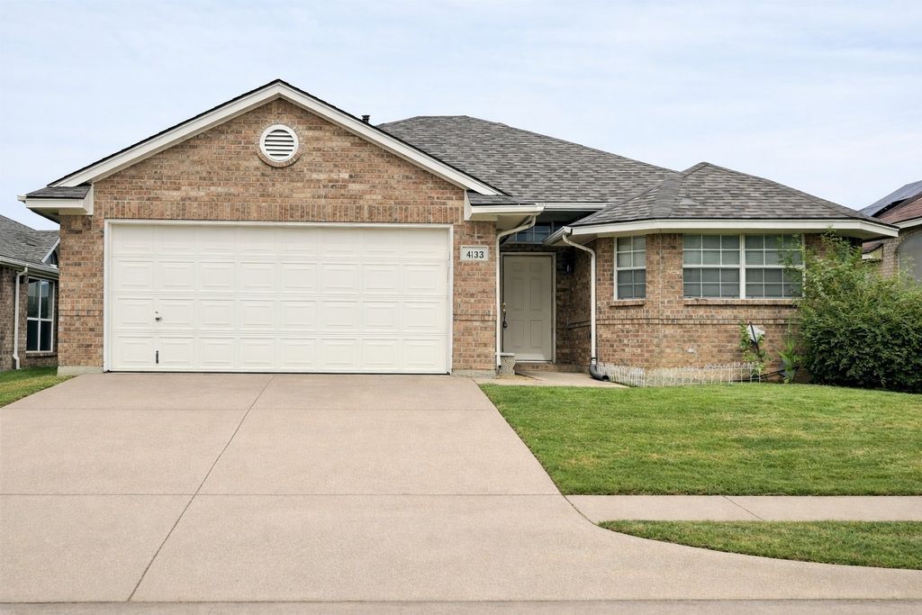 4133 Boulder Park Drive, Fort Worth, TX 76040